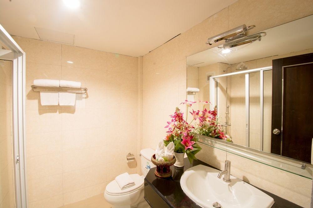 Boss Suites Pattaya Exterior foto